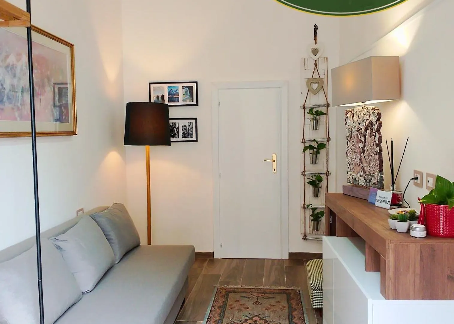 بيت للعطل فيلا La Casa Di Susy Whorz كاسالنْووفو دي نابولِ